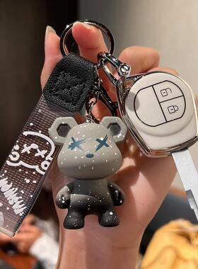 适用铃木雨燕奥拓启悦钥匙套吉姆尼JIMNY/JB64/JB74扣天语SX4包壳