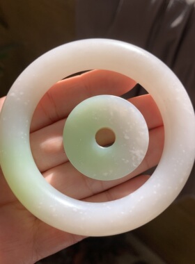 和田玉俏色意境镯套装翠青烟紫双色飘雪花棉手镯怀古扣镯子玉镯55