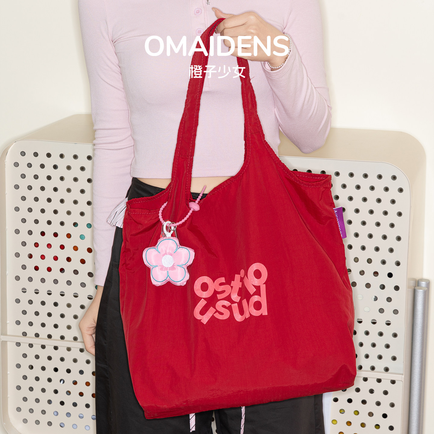 橙子少女红色字母尼龙帆布包大容量托特包简约百搭学生上课电脑包,箱包皮具/热销女包/男包,托特包,淘宝优惠券,粉丝福利购,淘宝优惠卷