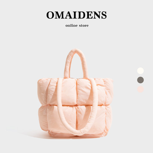 简约多巴胺轻羽绒包包2025年