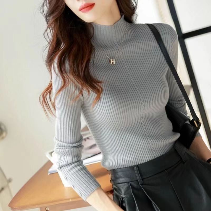 白领哥弟新2025春装新款竖条纹修身羊毛半高领针织打底衫女毛衣
