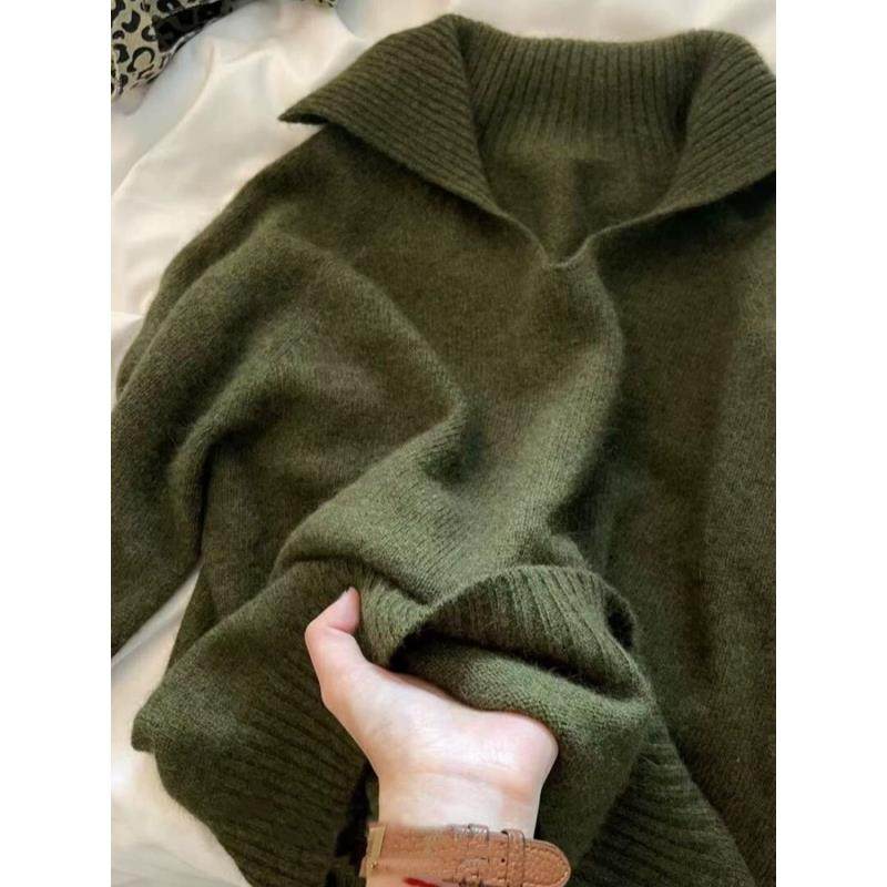 正品哥家新2025冬季墨绿色羊毛翻领毛衣女保暖百搭慵懒针织上衣