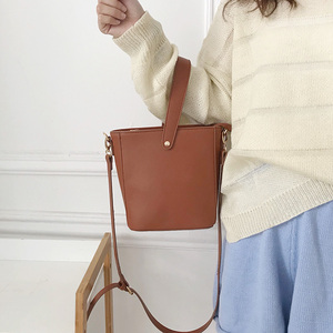 简约百搭手提包