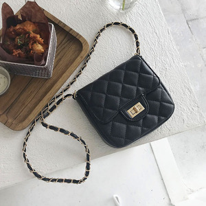 ins锁扣迷你链条斜挎包