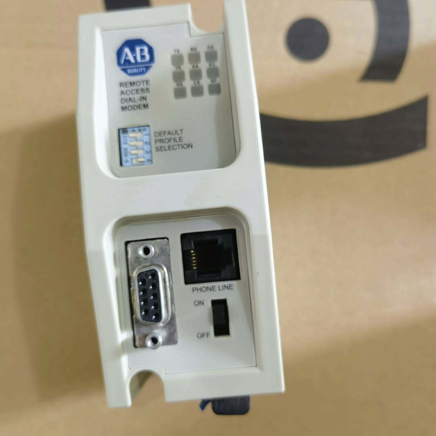 可维修9300-RADM1  功能包好，壳子坏了，配件价