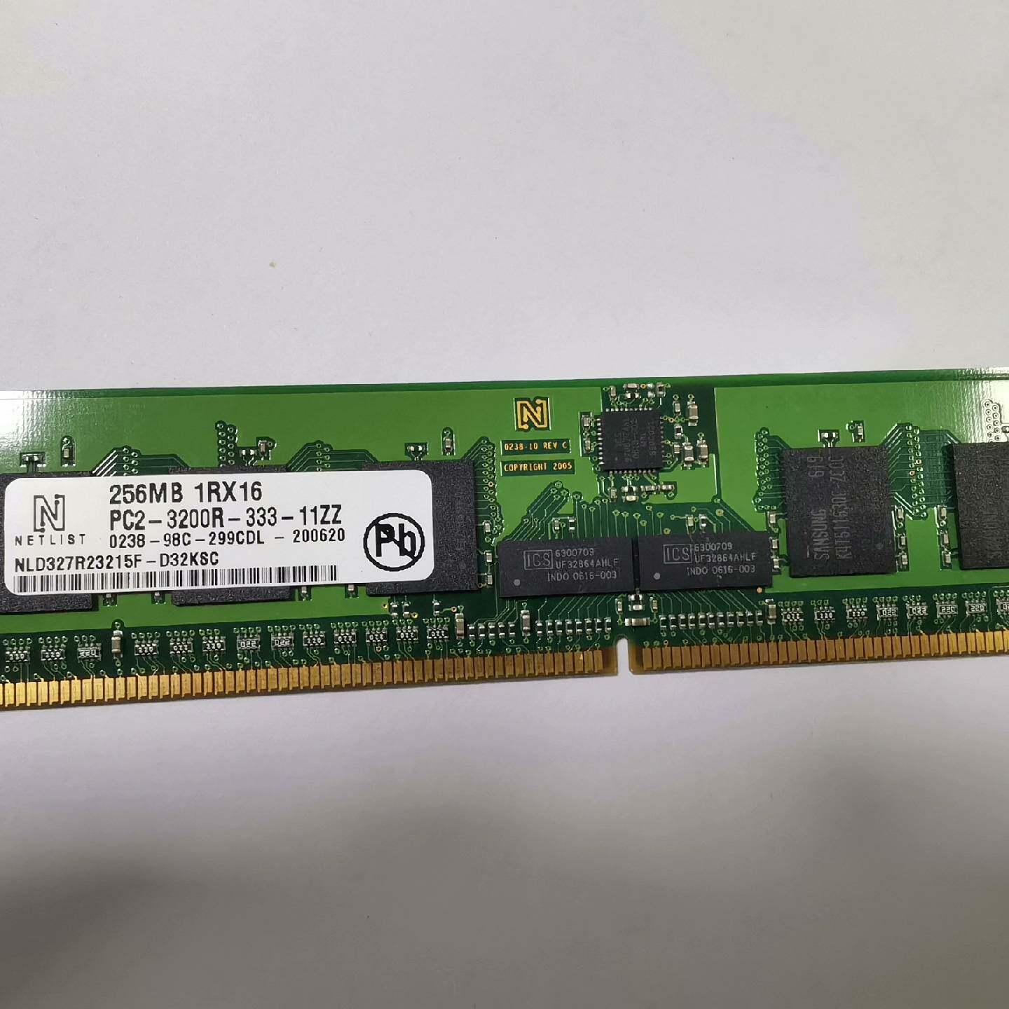 可维修内存条pc2-3200r-333-11zz 256mb