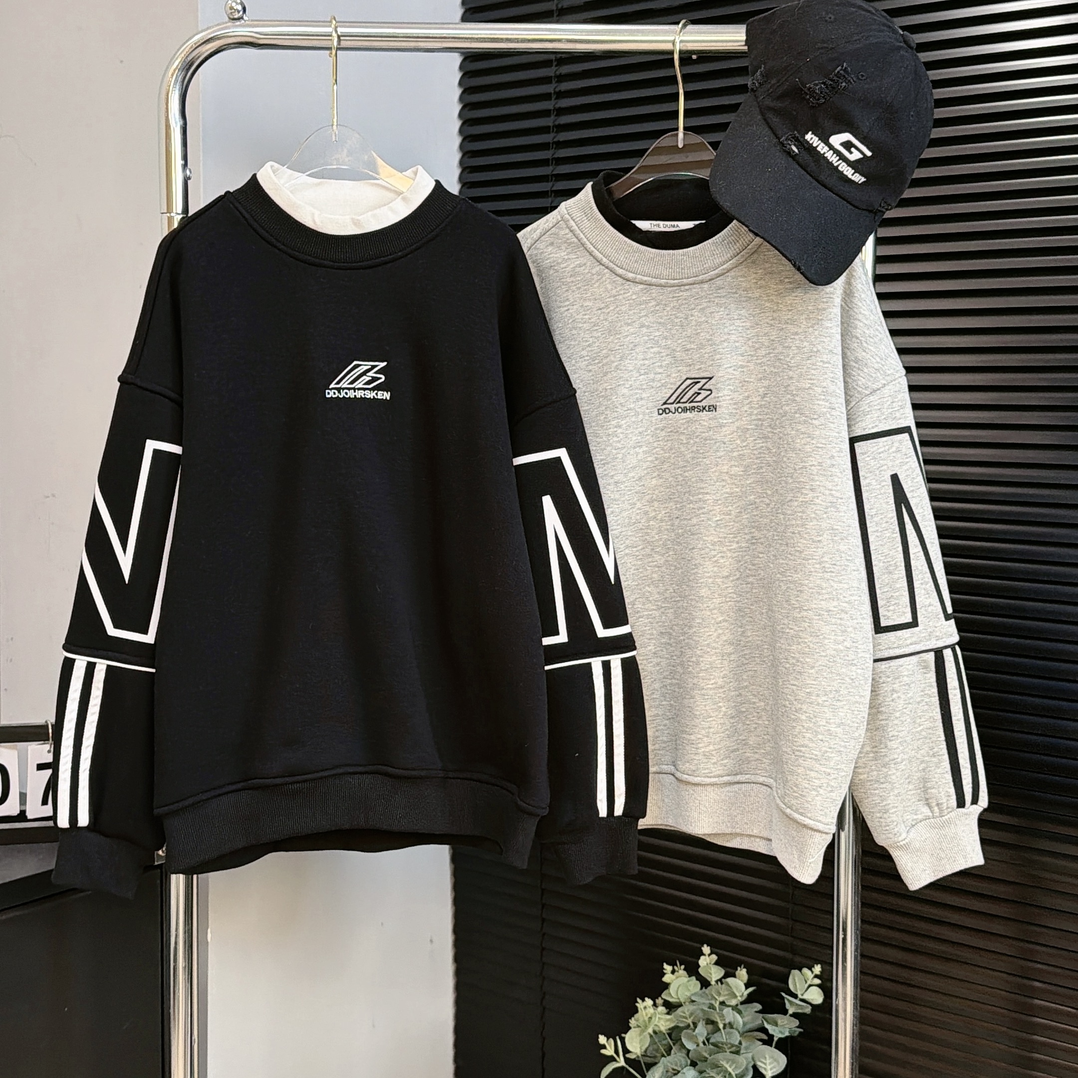 青少年冬季加绒休闲卫衣儿童圆领加厚上衣7061