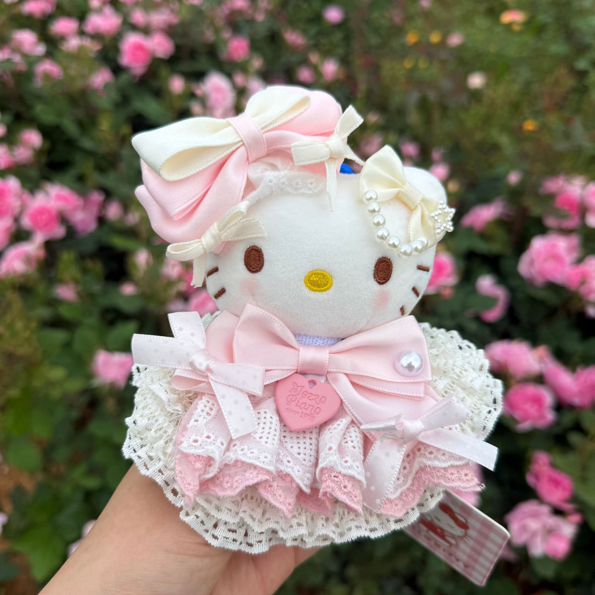 正版粉色公主裙kitty猫毛绒公仔挂件玩偶娃娃钥匙扣包包挂饰礼物