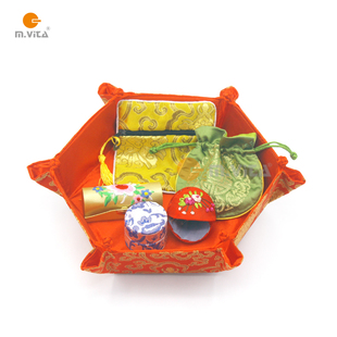 蒙氏蒙生教育蒙台梭利感官手眼协调打开关上工作套装