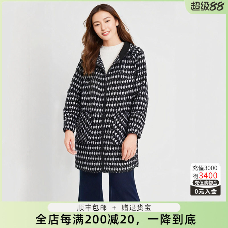 胖太太大码女装春装新品时尚黑白格外套宽松中年妈妈潮822213211