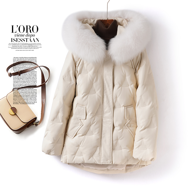 羽绒服女常规连帽狐狸毛领绵羊皮