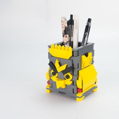 小鸡笔筒机甲积木桌面模型
