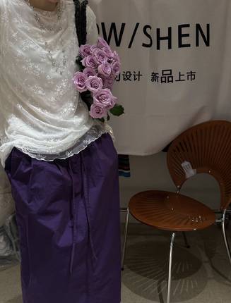 东大门2025冬季新款高奢工艺亲肤蕾丝百搭洋气松弛感上衣女