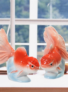 家居客厅鱼缸陶瓷情侣新婚工艺品