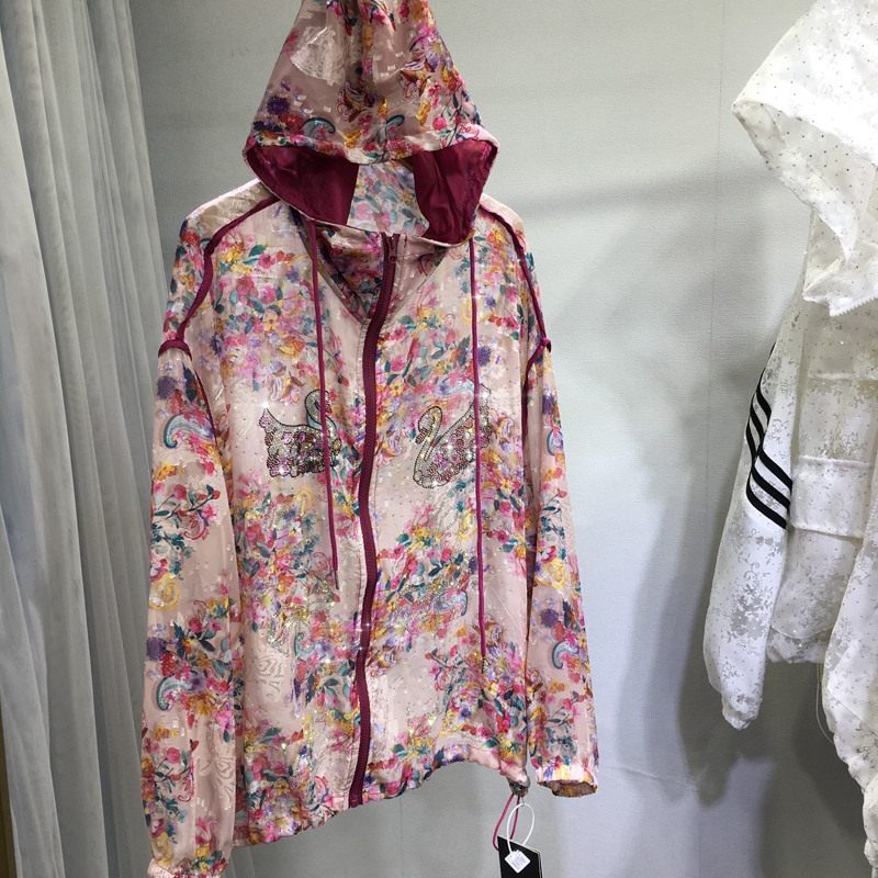 欧货重工烫钻防晒衫女轻薄透气碎花薄外套凉快空调衫夏季百搭长袖