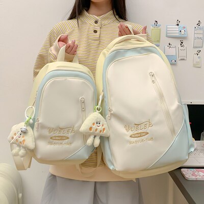 女双肩包大学生背包书包