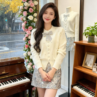 春装减龄一整套2026今年流行小香风韩女千金穿搭漂亮连衣裙子套装