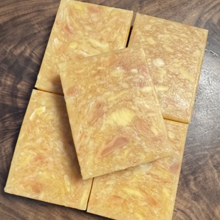 【草莓与西瓜】温柔温润洗感洁面洗脸沐浴香皂肥皂精油手工热制皂