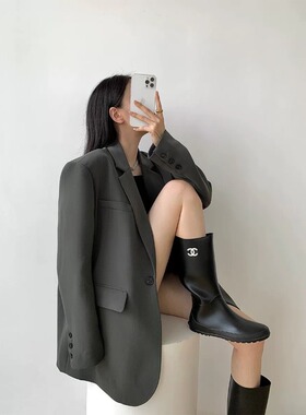 高个子灰色大码西服2026春秋新款设计感女士黑色休闲小西装外套女