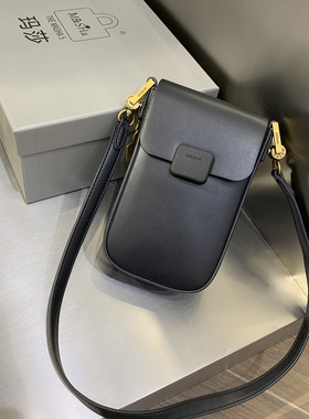 玛莎手机包包2025小众韩版洋气百搭小背包高级感单肩斜挎包女包潮