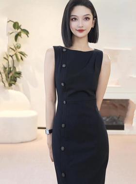 哥家商场同款2025新款高级感单排扣气质显瘦开叉无袖连衣裙150035