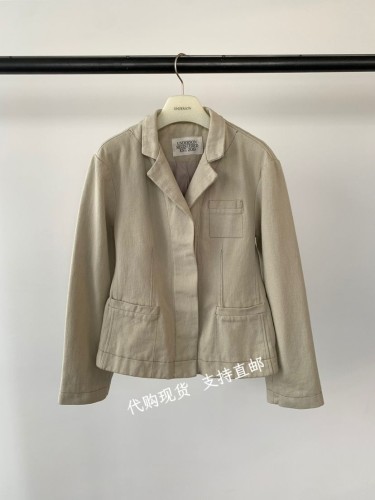 UNDERSON 韩国正品东大门 2026秋冬新款时尚翻领后开叉显瘦外套女