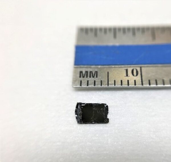 BSCCO-铋锶钙铜氧晶体-2D Semiconductor-二维类石墨烯晶体原包装