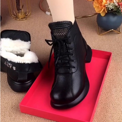 真皮棉靴女冬季新款平底加绒加厚保暖羊毛靴皮毛一体防滑女雪地靴