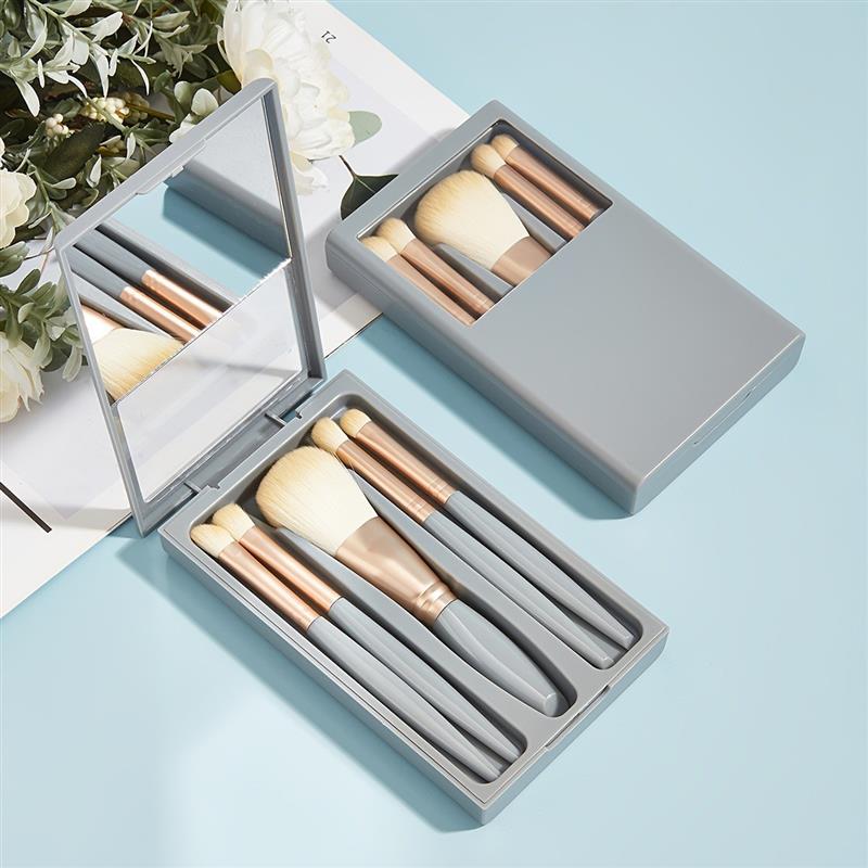 Mini portable makeup brush beauty tool with soft bristles