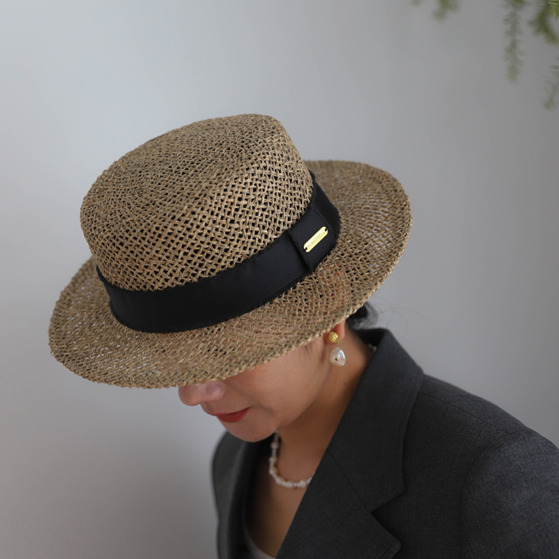南方 2025夏新款法式复古镂空咸草编帽平顶帽女出游度假防晒帽子