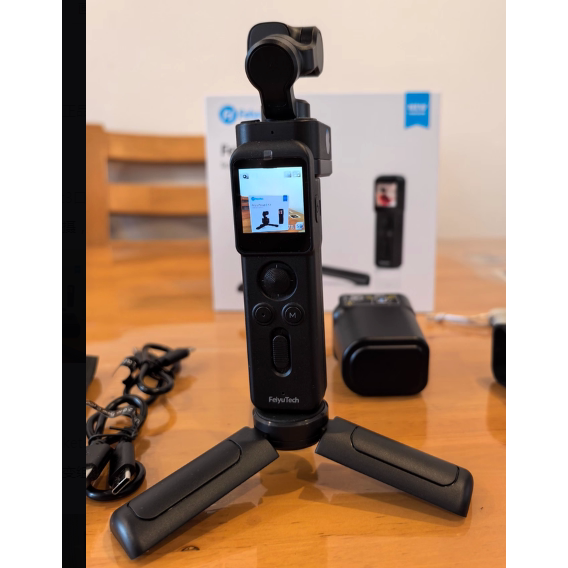 适用于瑕疵飞宇pocket3口袋运动相机钢化膜防爆膜护眼膜屏幕保护膜软膜防刮高清膜图片
