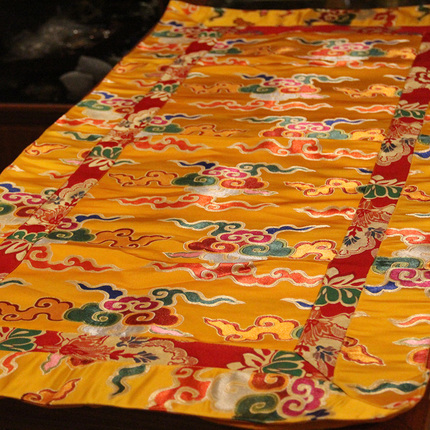 藏传藏式布艺装饰祥云桌布供佛用品藏布藏族面料居家绣花佛桌布