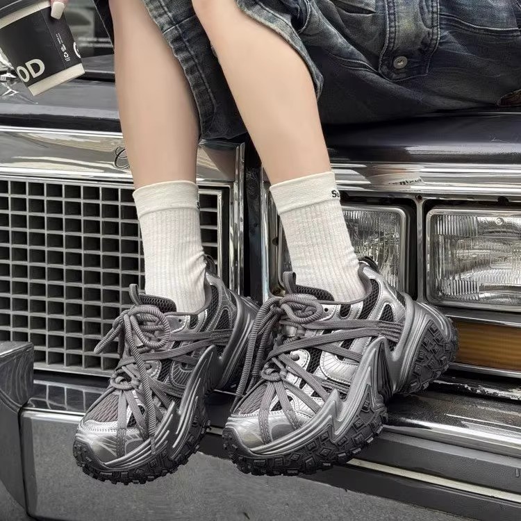 爆款正品欧货轮胎厚底老爹鞋女