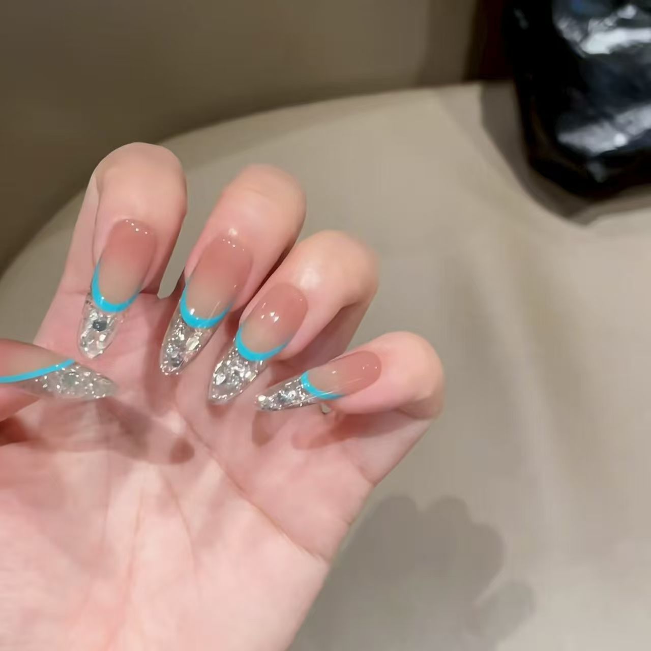 法式爆闪ins轻奢冰透纯欲美甲贴