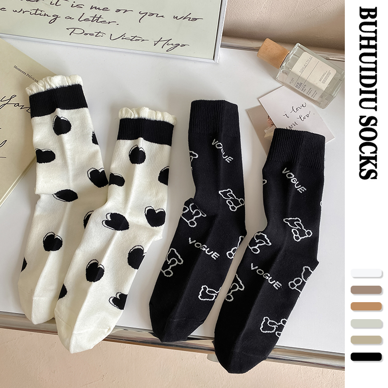 女棉花边爱心刺绣小熊中筒袜无骨