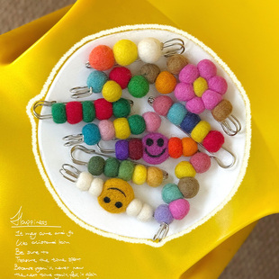 毛球胸章窗帘装饰配件小饰品马卡龙多彩配色毛球别针胸针衣服配饰