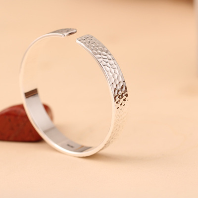 紫蝉S999足银锤纹手镯光面开口