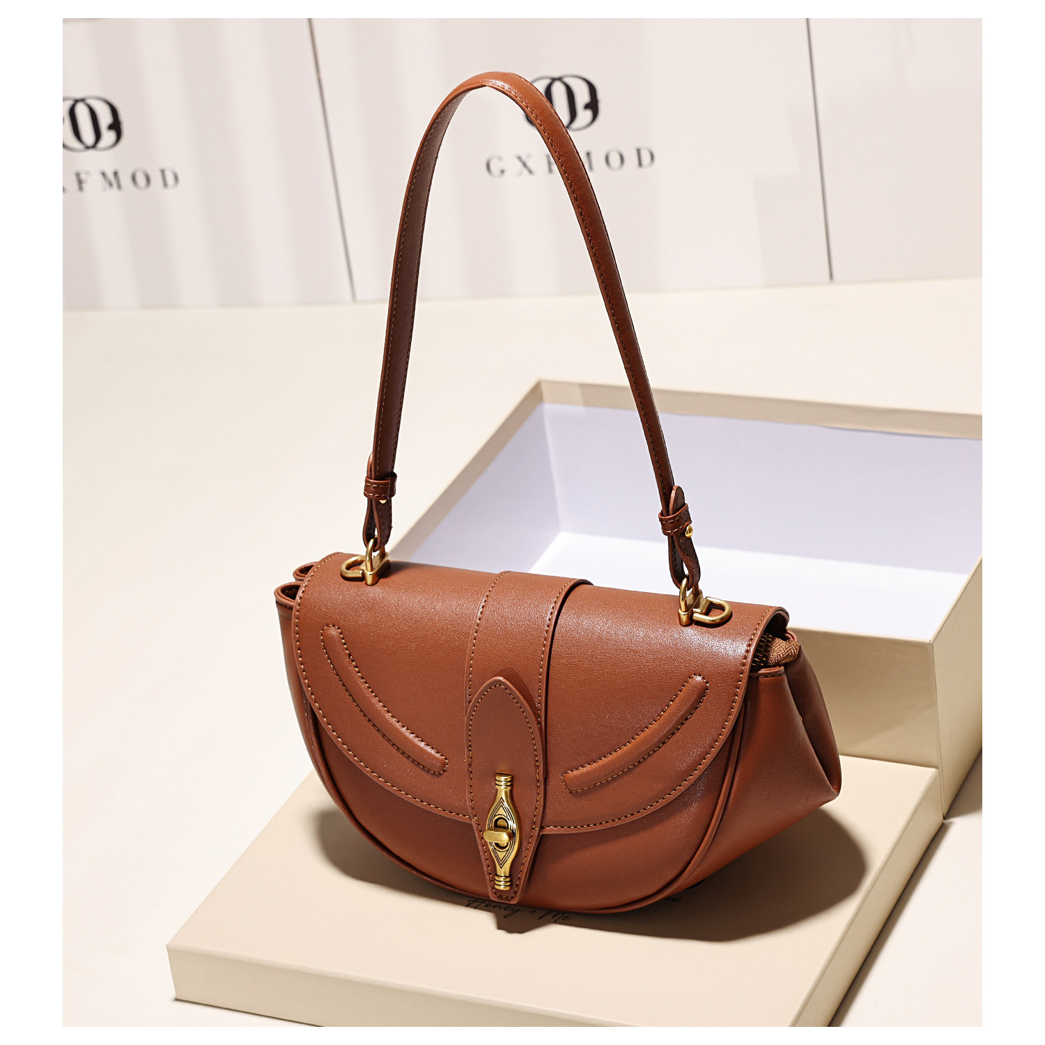 GXFMOD原创设计复古马鞍包女2025秋冬新款小众时尚通勤单肩斜挎包,箱包皮具/热销女包/男包,腋下包,淘宝优惠券,粉丝福利购,淘宝优惠卷