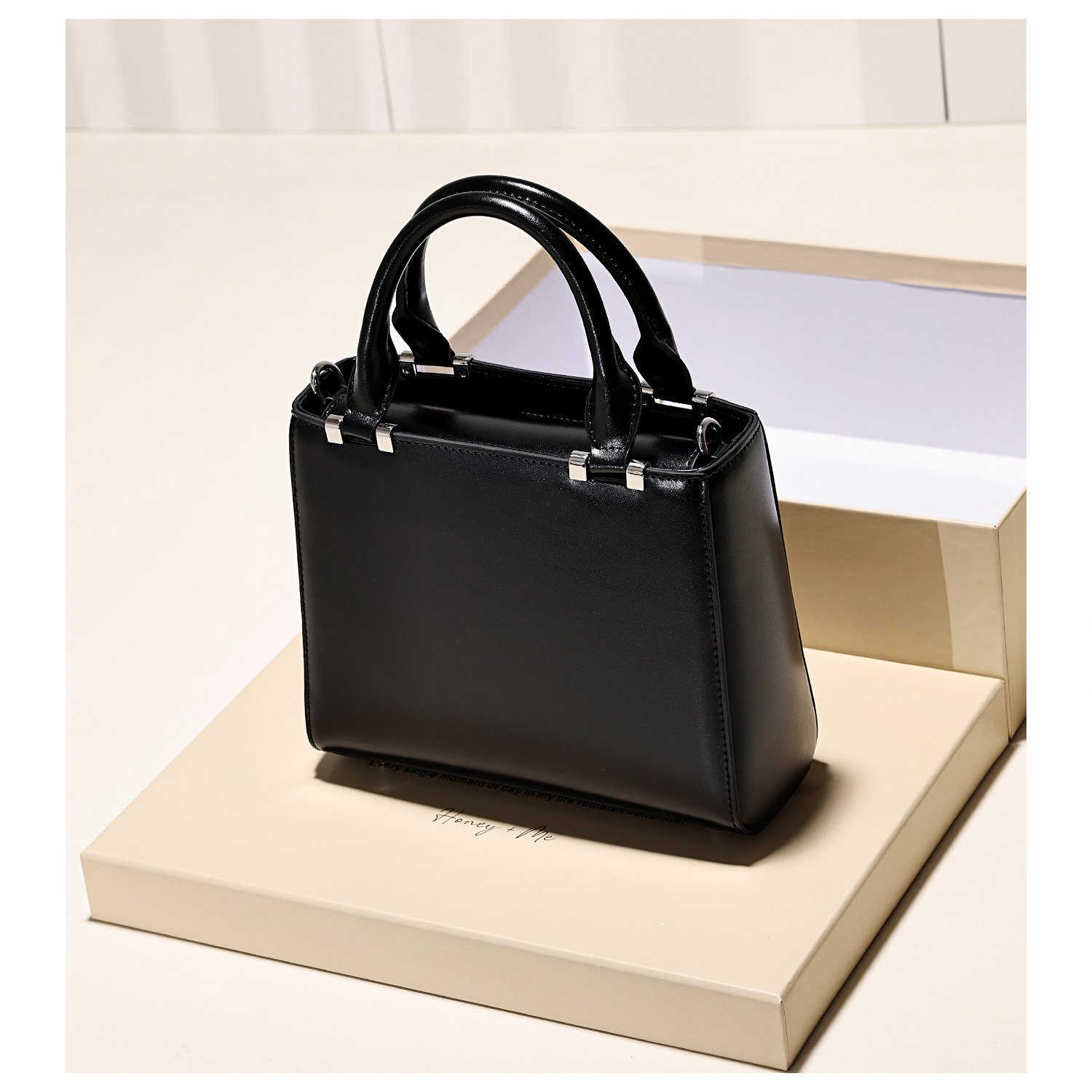 小众设计真皮小方包女2025秋冬