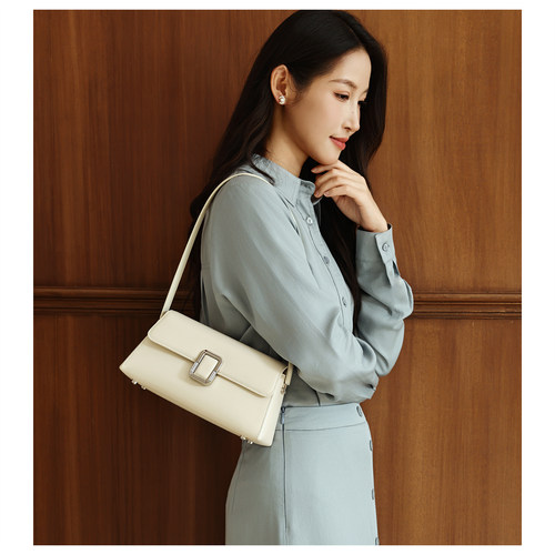 GXFMOD真皮质感法棍包通勤斜挎