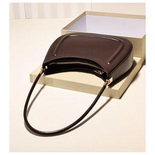 轻奢真皮新月包女2025早秋新款 GXFMOD小众时尚 高级感单肩包腋下包