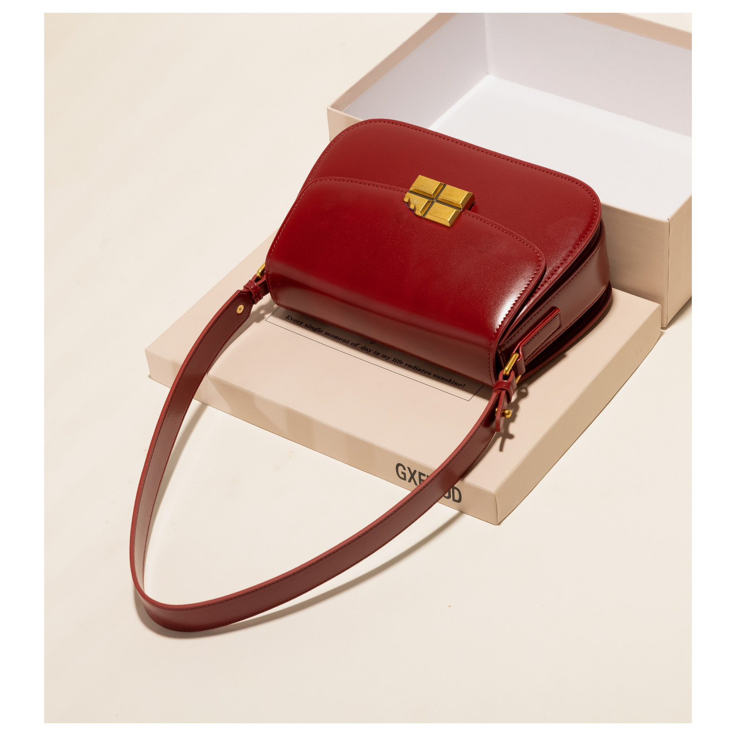 GXFMOD红色包高级感婚包2025新款牛皮轻奢新娘包女单肩斜挎小方包,箱包皮具/热销女包/男包,小方包,淘宝优惠券,粉丝福利购,淘宝优惠卷