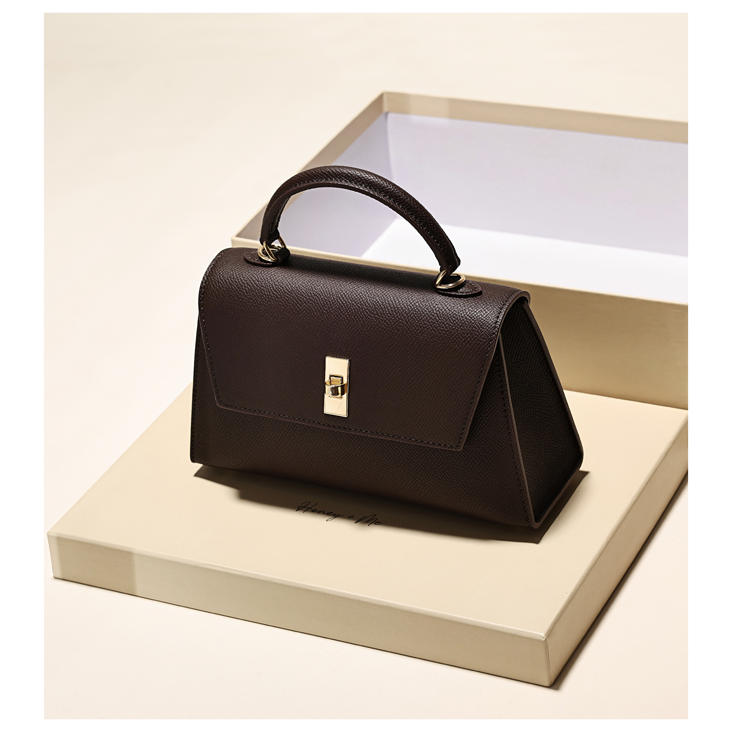 GXFMOD小众设计真皮高级感小方包女2025早秋新款简约单肩包斜挎包