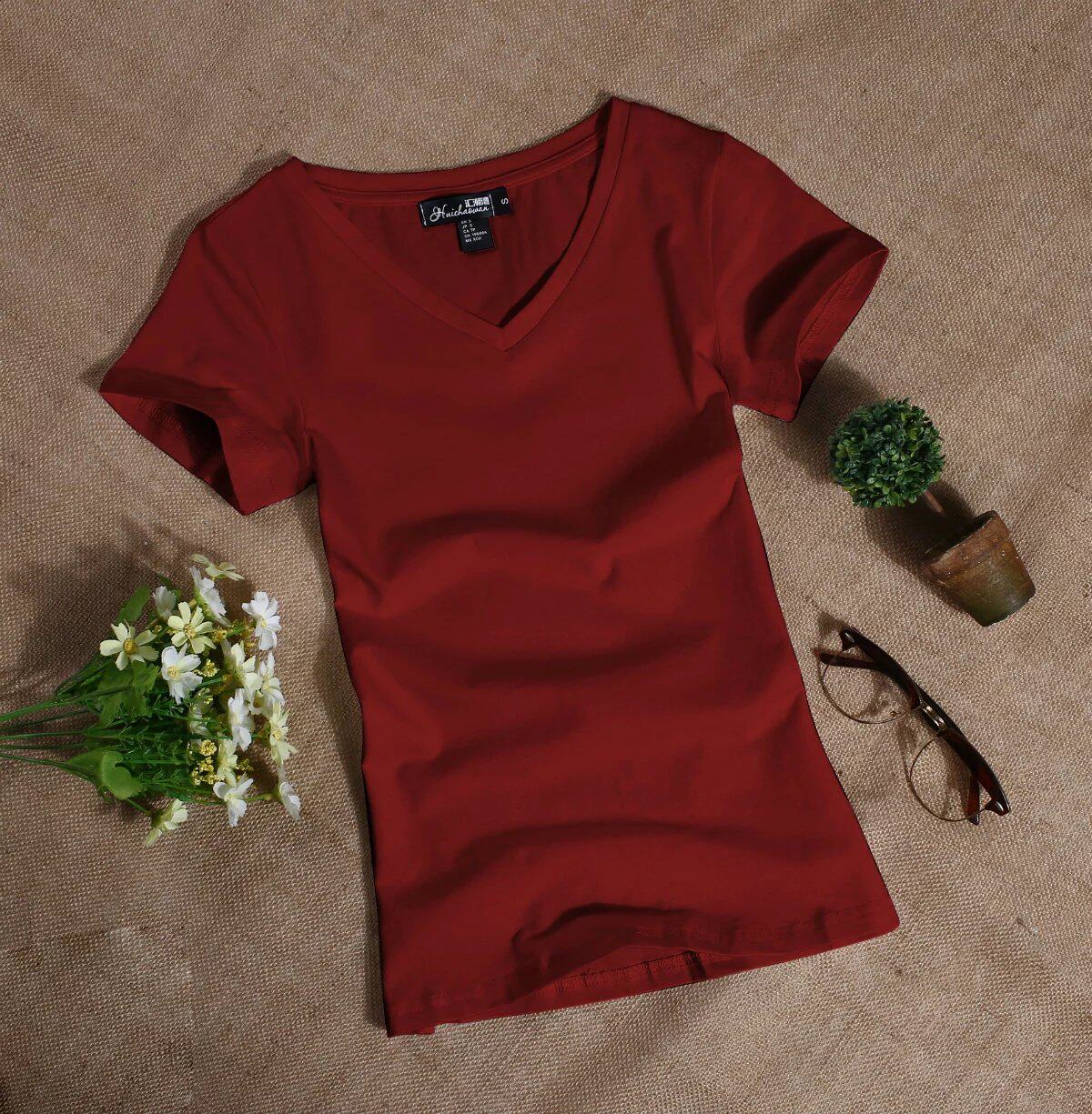 纯色韩版新款女装夏季体恤修身短袖圆领白色紧身打底衫纯棉t恤女在类目 女装/女士精品, T恤中 - 来自Buy2taobao.com提供专业的淘宝代购服务