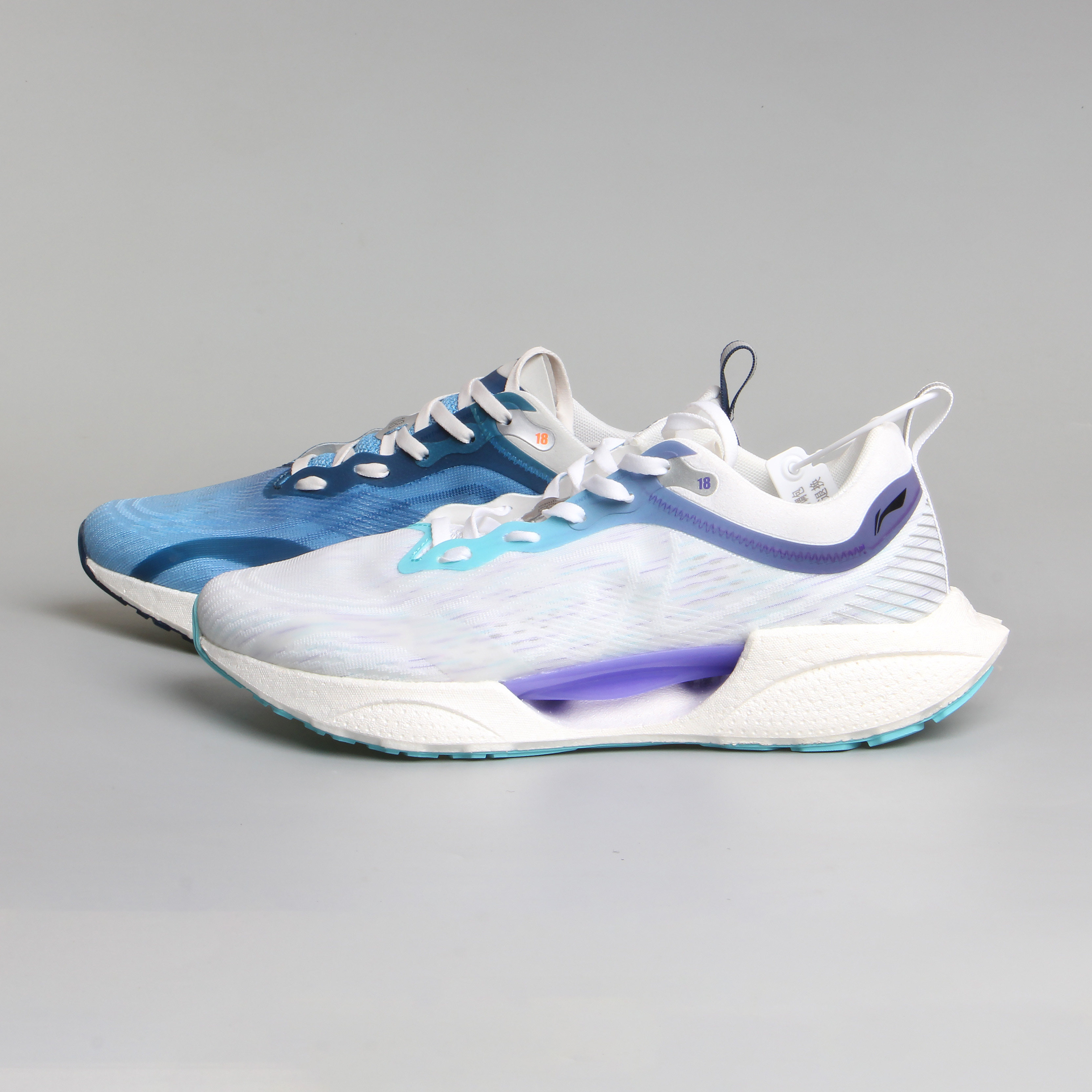 李宁2021新款超轻18男女䨻科技减震回弹竞速运动跑鞋armr008/007