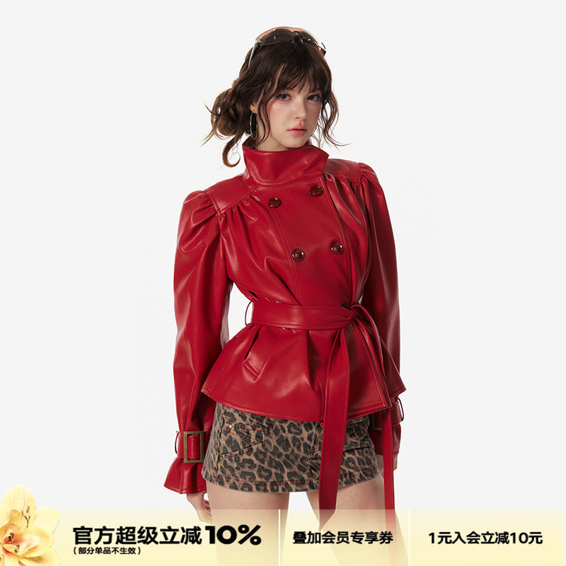 4muggle时髦伞形褶皱立领红皮衣