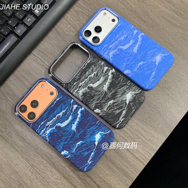 仿凯夫拉纹浮世海浪花适用iPhone18ProMax手机壳磁吸苹果17ProMax保护壳男碳纤维纹轻奢商务软边硬底金属镜框