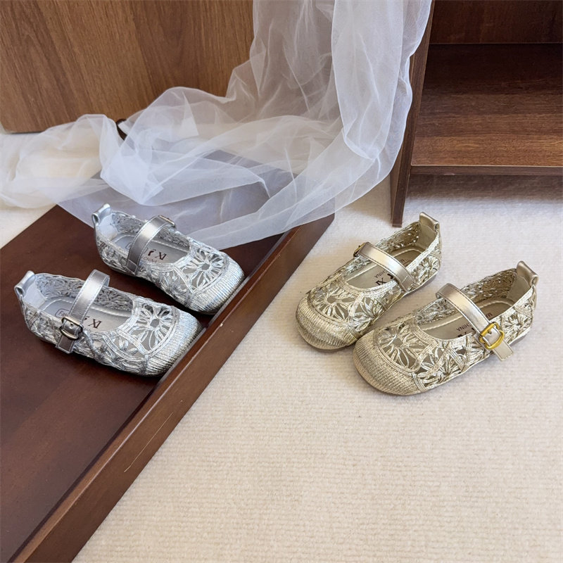 3956韩版女童银色镂空编织小皮鞋2026新款儿童时尚百搭方口公主鞋,童鞋/婴儿鞋/亲子鞋,皮鞋,淘宝优惠券,粉丝福利购,淘宝优惠卷