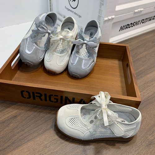 15108女童银色33码运动鞋2026春款珍珠蝴蝶结韩版网面透气公主鞋