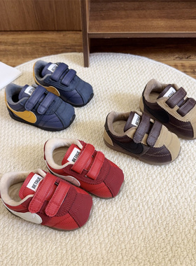 8556宝宝学步鞋2025冬季加绒二棉运动鞋男女童阿甘鞋1-3岁休闲鞋